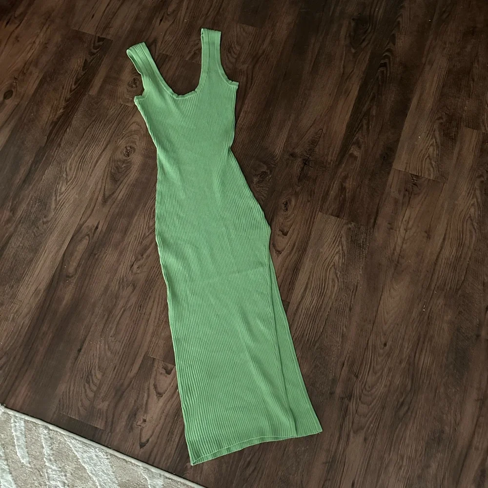 Lovers and friends Amelia ribbed midi dress green - Picture 2 of 7